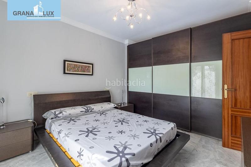 Foto 9be4ed10-24b7-4c0f-b2bd-2f3911419be9. Casa  adosada con piscina en Santa Fe