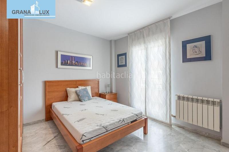 Foto a636c786-bd97-4822-862d-0530efd6a70b. Casa  adosada con piscina en Santa Fe