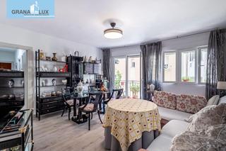 Appartement  Calle comarex. Gran piso junto campus de la salud