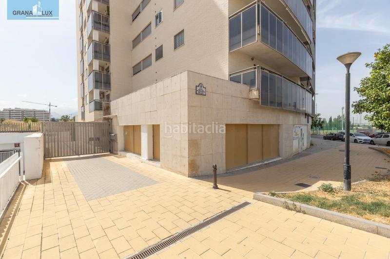 Foto c8032f5a-f81f-4b95-949d-7911d66ec2c9. Piso fantástica vivienda con terraza junto al gimnasio we! en Granada