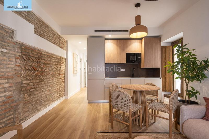Foto 7d735dd2-7460-48ac-8b13-188c12afa30c. Piso horno de vidrio, espino 1 a en Barrio de Albaicín Granada