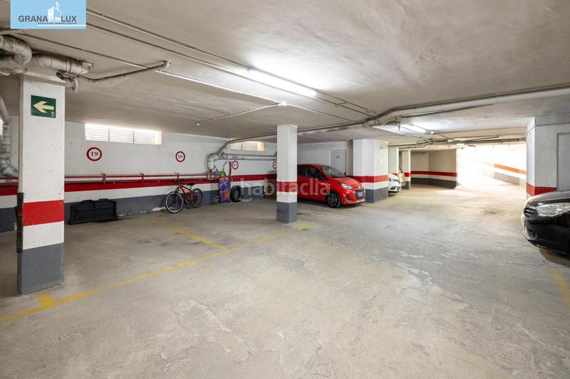 Foto c37e1a7f-2456-463b-a62f-84579880bf1c. Posto auto in Barrio de Zaidín Granada