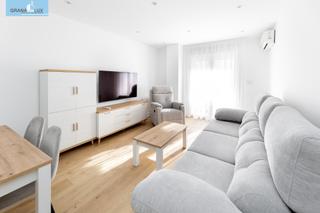 Pis  Calle faisan. Venta de piso totalmente reformado y equipado en granada zona ju