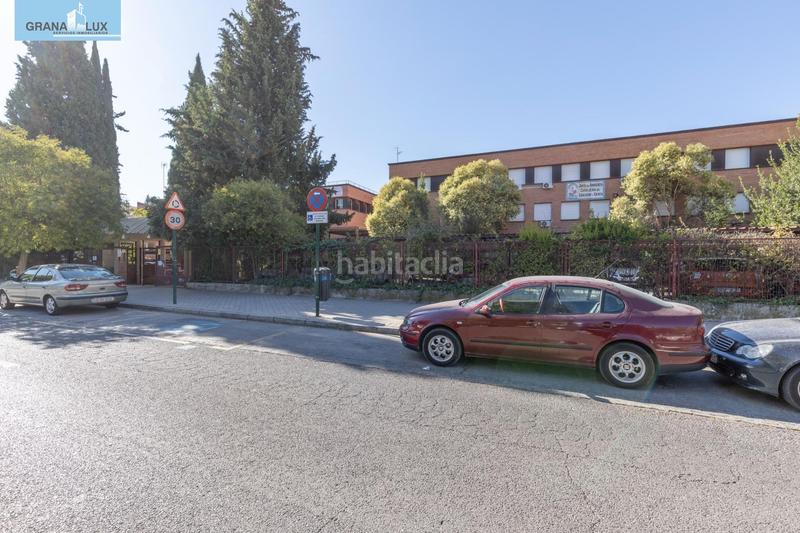 Foto 5297e78f-2df0-4f1b-8c3c-4837b6cf6f43. Local commercial dans Cervantes Granada