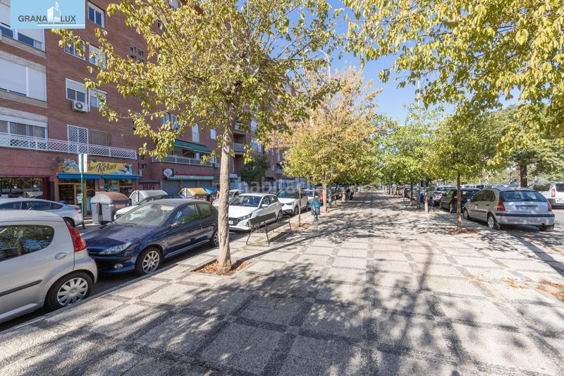 Foto 7e1b056f-8c82-4038-bb88-9a06fc87f179. Local commercial dans Cervantes Granada