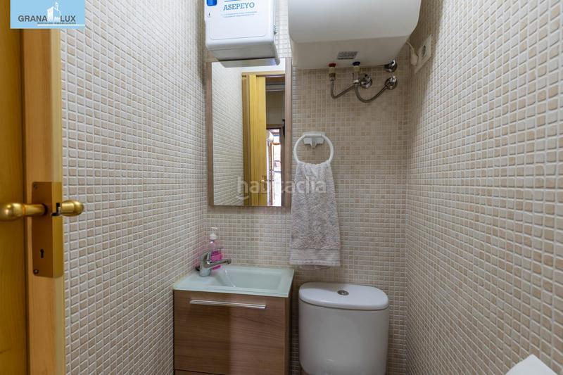 Foto d37cbd7c-a6ce-458a-b616-69edbb5bdf17. Local commercial dans Cervantes Granada