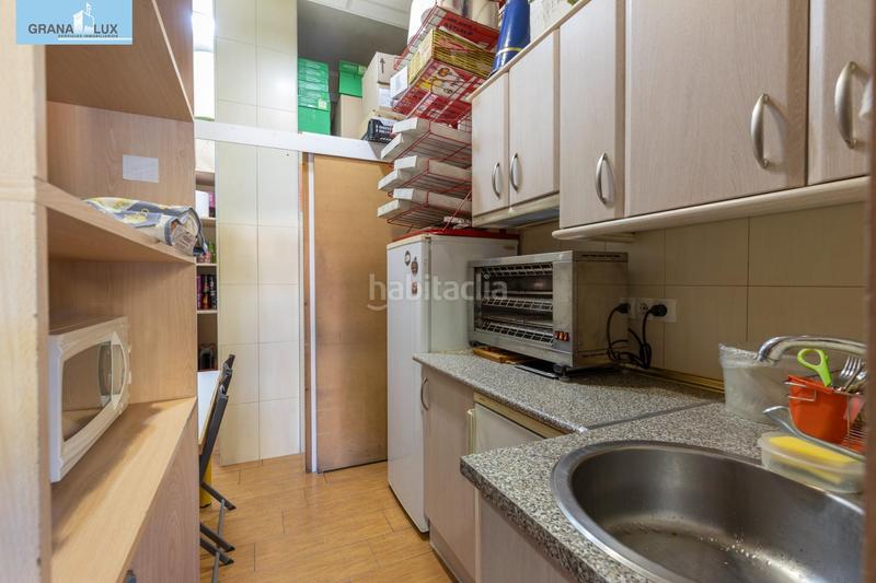 Foto fa6289d7-15b1-4985-b1a4-760e2aabba68. Local commercial dans Cervantes Granada