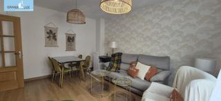 Miete Etagenwohnung  Calle tejeiro. Moderno y acogedor piso de 1 dormitorio en el corazón de granada