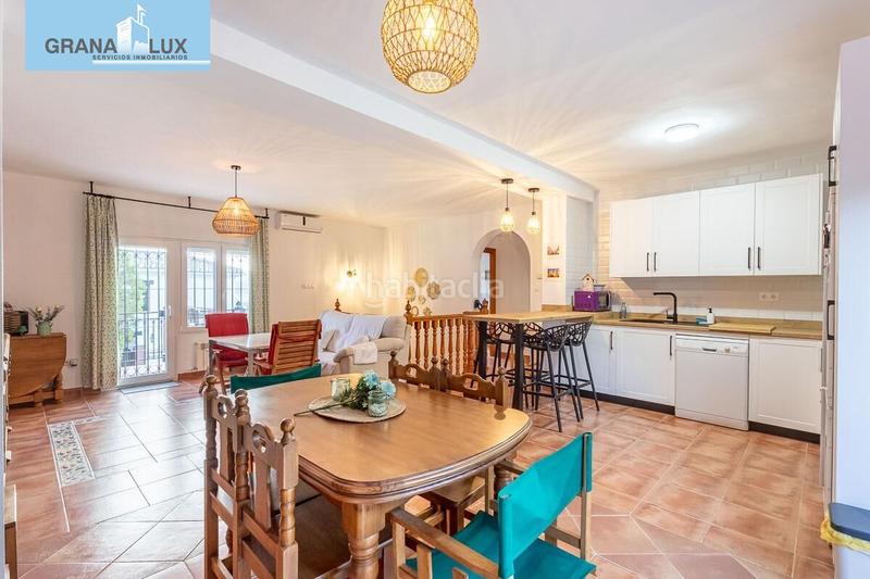 Foto 655fb10d-01cb-4f14-875d-6a49d4328d30. Xalet amb calefacció aparcament piscina a Padul