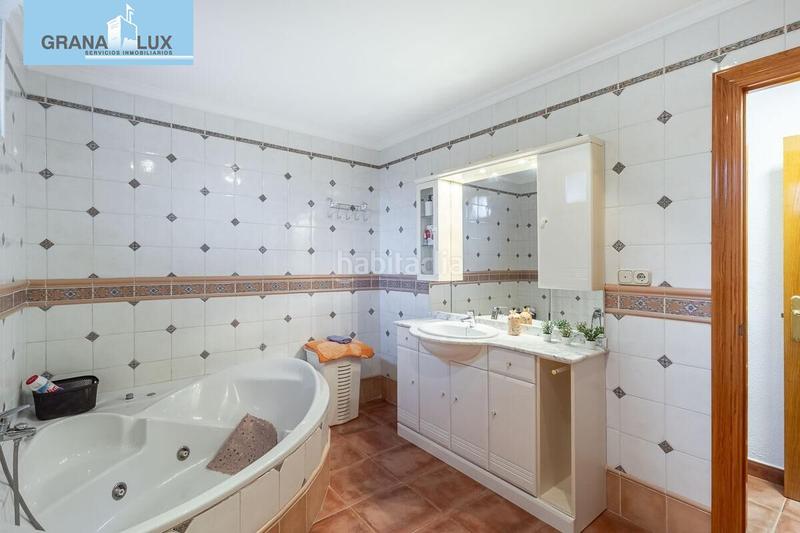 Foto 764af3a4-1331-4e04-af53-07eb89bee7ac. Xalet amb calefacció aparcament piscina a Padul