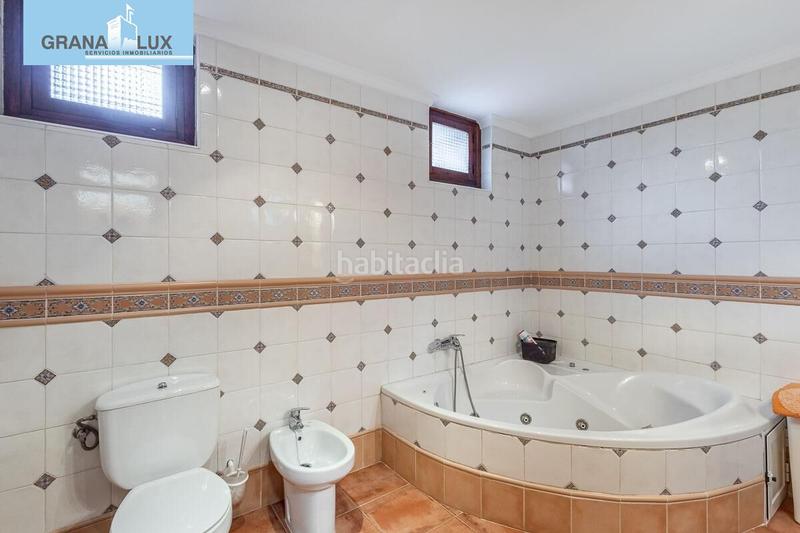 Foto b2b29ba5-ec0e-4de7-a1fa-72a8002d7d32. Xalet amb calefacció aparcament piscina a Padul