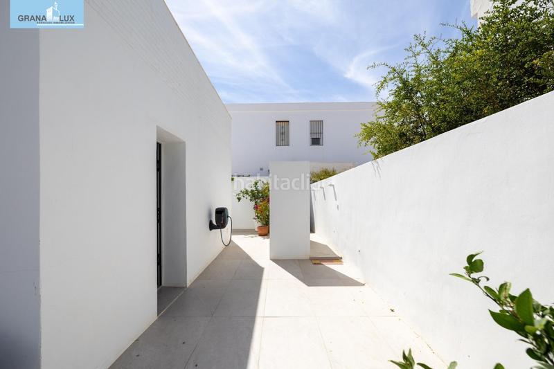 Foto bb427947-3598-4b43-9d95-2c979bd14403. Chalet in Calahonda - Carchuna Motril