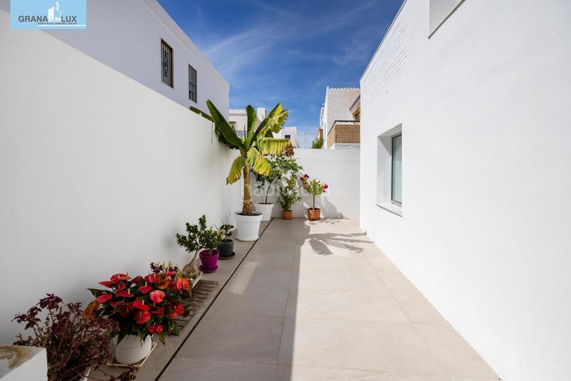 Foto f402b8c2-8e00-48be-ac29-3d08884c7bb3. Chalet in Calahonda - Carchuna Motril