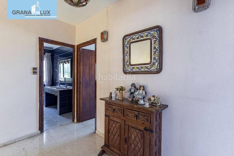 Foto 8ed2e2a9-4c8d-470e-a5b5-6f4d646b9c0c. Chalet con parcheggio piscina in La Zubia Ciudad Zubia (La)