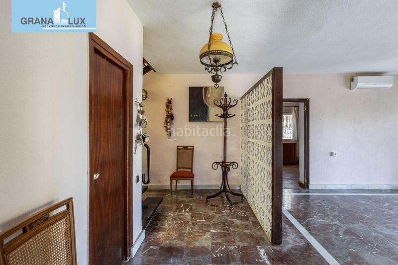 Foto b3073968-d25a-4818-851a-ed927e5328fc. Chalet con parcheggio piscina in La Zubia Ciudad Zubia (La)