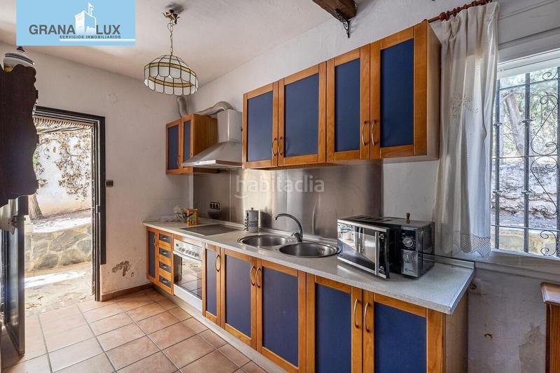 Foto baa75d28-dd88-4c1a-a38f-b98c3f0faa6b. Chalet con parcheggio piscina in La Zubia Ciudad Zubia (La)