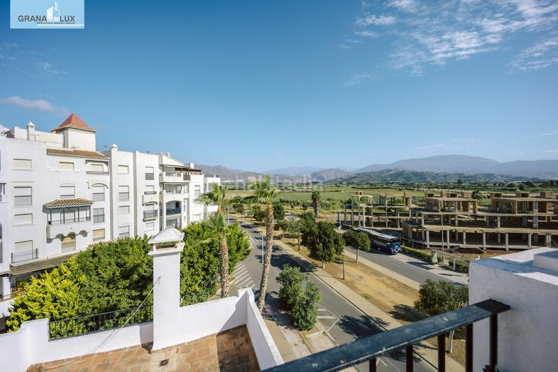 Foto 935191a1-60b4-4b3f-8d5f-e8be9c7439a6. Attico con parcheggio piscina in Salobreña costa Salobreña