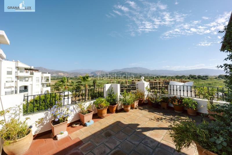 Foto b0fe3d09-4416-4b20-bbeb-0a99d6eb936c. Attico con parcheggio piscina in Salobreña costa Salobreña