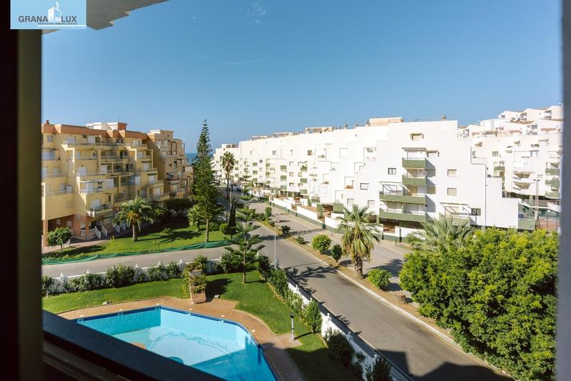 Foto b61090c1-230e-4ca7-b5ad-865d878758e5. Attico con parcheggio piscina in Salobreña costa Salobreña