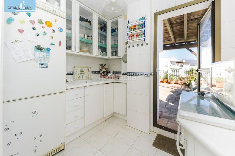 Foto cd098cd6-43b7-49b4-a47f-1ced05e18876. Attico con parcheggio piscina in Salobreña costa Salobreña