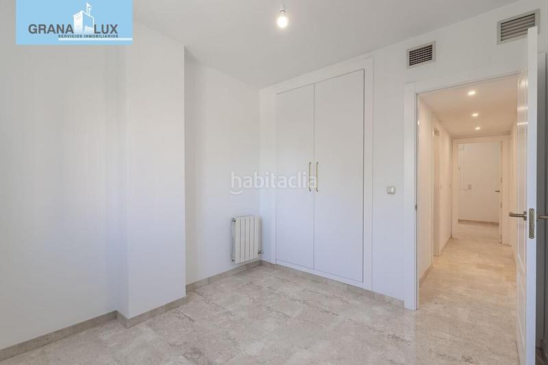 Foto 36b012c4-bafd-481b-957e-f50d40cd8a50. Pis amb calefacció aparcament a Rosaleda - Juventud Granada