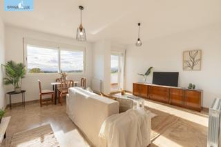 Etagenwohnung  Calle de julio cortázar 13. Piso en urbanización privada con piscina comunitaria, terraza, 2