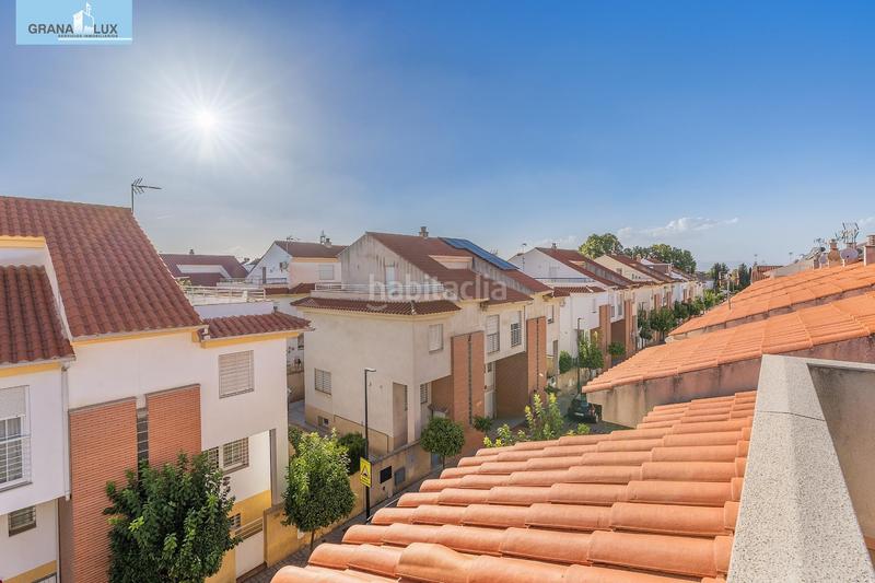 Foto a50c1e1c-3209-4814-952f-eff5730da57d. Reihenhaus mit heizung parking in San Miguel Armilla