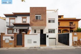 Casa adossada  Calle romero. Casa adosada en gojar