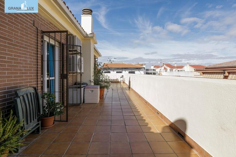 Foto 8b03d8c2-4644-4c24-a267-61211a45cd65. Dachwohnung mit heizung parking in San Miguel Armilla