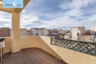 Ático en Maracena. Atico de dos dormitorios, en maracena