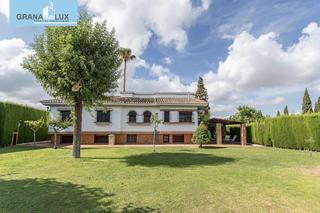 Casa  Calle zacatin. Un oasis de calma junto a la ciudad