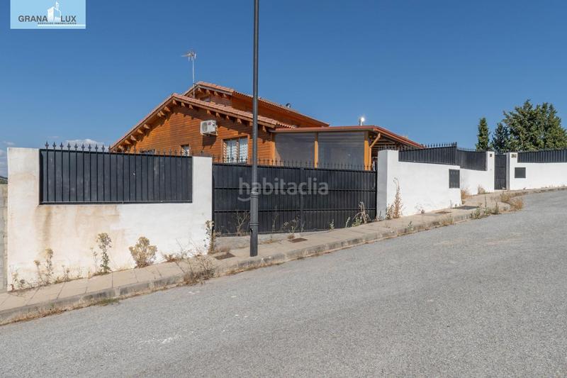 Foto 40b2f989-5ae8-4b34-b4ec-d0ce2d754710. Chalet in calle nogal 5 in Cúllar Vega