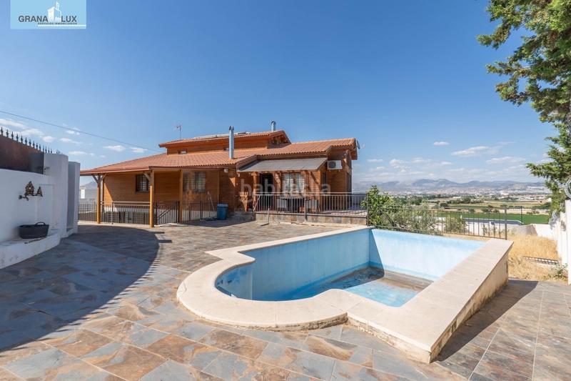 Foto 75dedce6-e846-49ba-ba07-517554fe1f03. Chalet in calle nogal 5 in Cúllar Vega