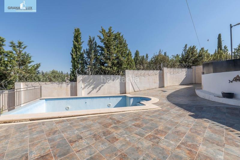 Foto 9eedb4bd-2633-418c-87bb-057a578e84ec. Chalet in calle nogal 5 in Cúllar Vega