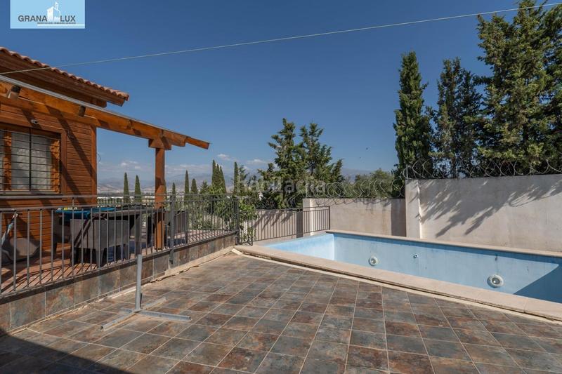 Foto dff8b9d1-23b1-4f95-ad37-fce3454202b2. Chalet in calle nogal 5 in Cúllar Vega