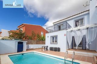 Casa  Calle hella 8. Casa en jun