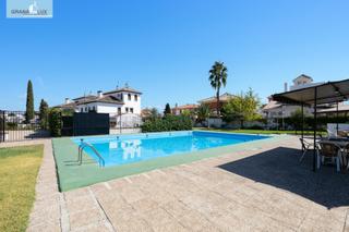 Xalet  Calle san pablo. Tu nueva vivienda en urbanizacion exclusiva junto a granada