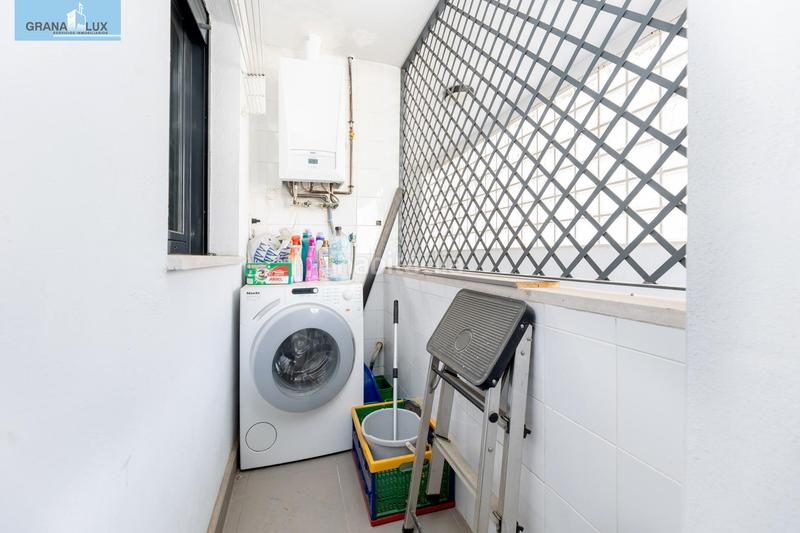 Foto 7678427e-b939-46da-8a2d-41081117cb4e. Appartamento con riscaldamento parcheggio in Barrio de Zaidín Granada