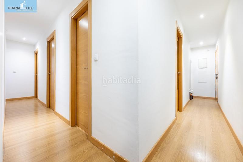 Foto cfe6fd2c-4515-45c8-971b-a2801d2886f8. Appartamento con riscaldamento parcheggio in Barrio de Zaidín Granada