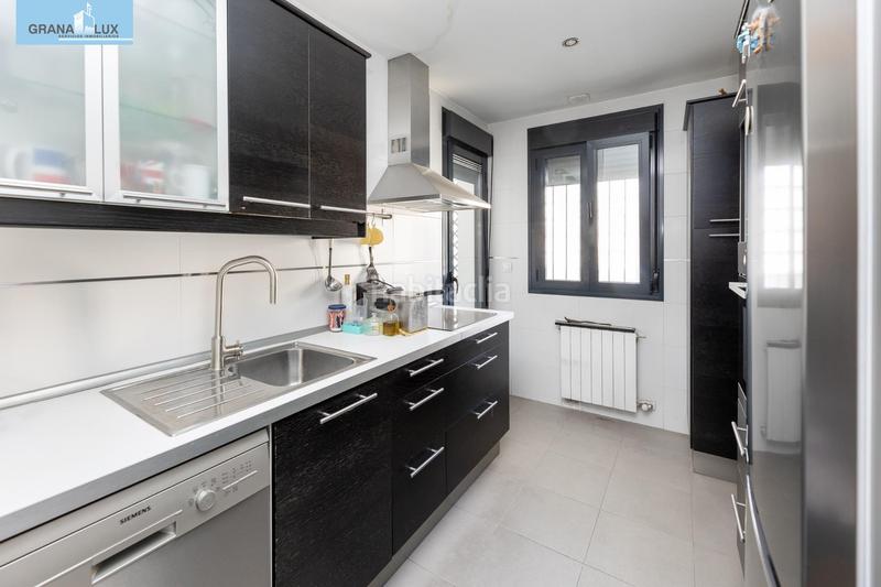 Foto e5bc9e73-26ab-4011-ab54-32c2c3ae6ff7. Appartamento con riscaldamento parcheggio in Barrio de Zaidín Granada