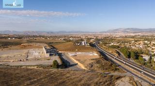 Finca rústica  Carretera de otura. Amplio terreno rural en avda suspiro del moro, otura