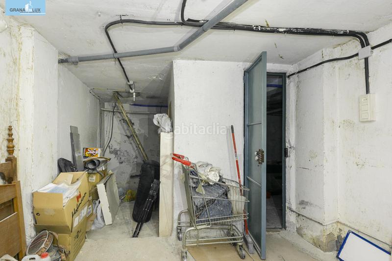 Foto a6b935e6-aeba-4e9a-8b57-890bd4d22b3d. Car parking in San Ildefonso Granada