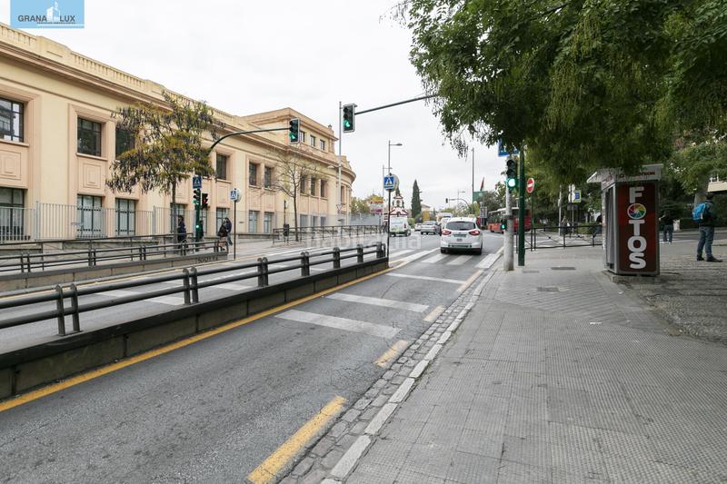 Foto b3138a1f-3605-44af-a763-c6b4a3cb2e1c. Car parking in San Ildefonso Granada