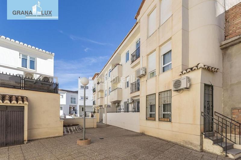 Foto 2f001d25-71cd-4329-b63b-eaa50049ddc3. Appartamento con parcheggio in Cájar