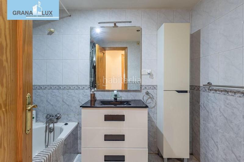 Foto c6224a1e-f87e-429d-81fc-9a53b79197b3. Appartamento con parcheggio in Cájar