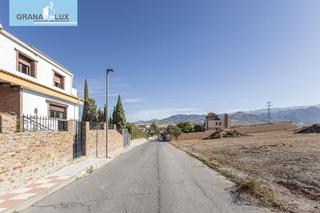 Terrain résidentiel à Villa de Otura. 2 solares de 780m2 cada uno. precio de cada solar 99.000.