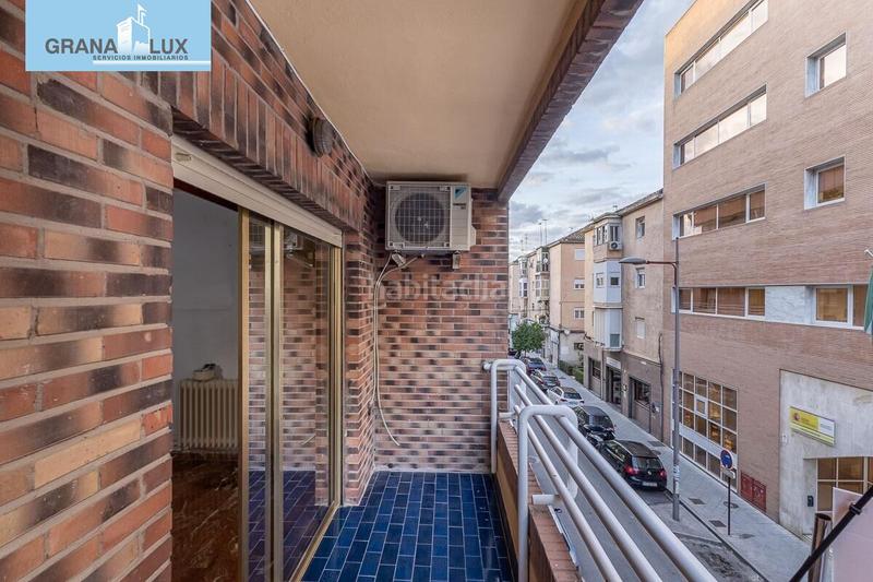 Foto 30b75a7b-b8b1-4169-859b-8ac1f55e82b0. Pis a mirlo 9 a Pajaritos Granada