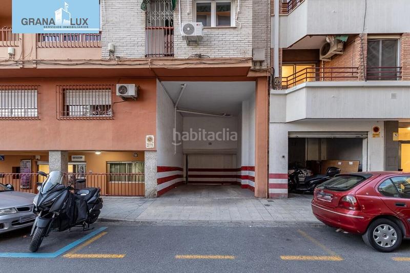 Foto dfe3cc6d-b1a4-4be7-81de-60cd6870a2b9. Pis a mirlo 9 a Pajaritos Granada