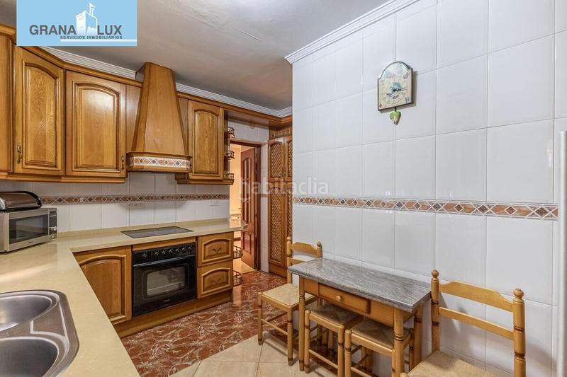 Foto bd783eb9-72bc-4fc1-9422-006e88170588. Casa adossada amb calefacció a San Francisco Javier Granada