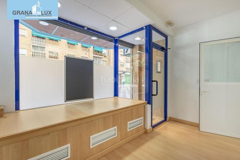 Foto 1d30d568-3ccf-493e-8a91-0a5921075cb9. Local commercial dans Barrio de Zaidín Granada